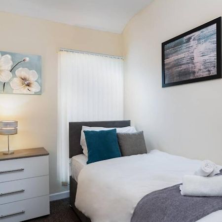 Sleeps 5, Smart Tv'S In Bedrooms Swansea Kültér fotó